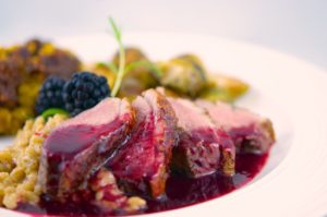 Соус к мясу из чёрной смородины
