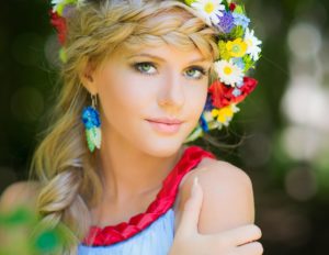 12 открыток о женщинах, которые совсем не такие, как все