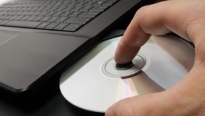 Чем лечить ошибку данных CRC hdd?