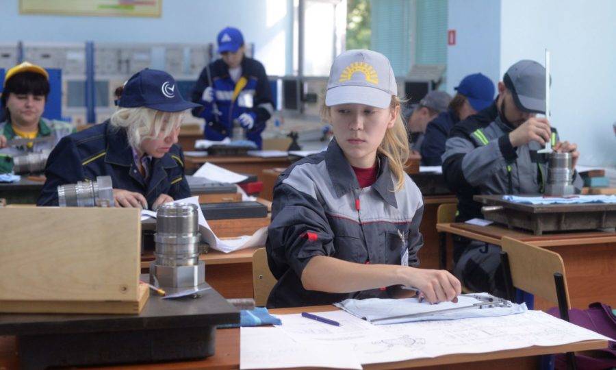 День машиностроителя