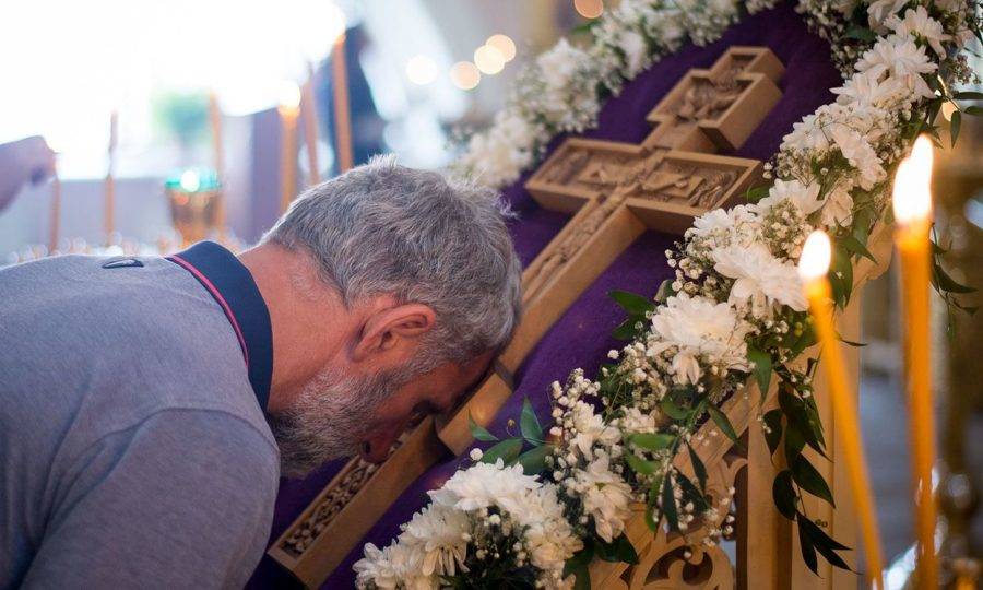 Воздвижение Креста Господня