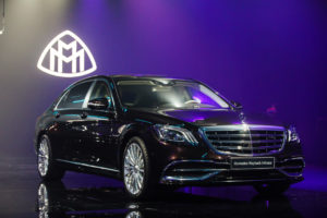Mercedes-Benz представил два новых автомобиля в Санкт-Петербурге
