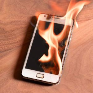 Что происходит с мозгом, когда вы смотрите в экраны телевизора и смартфона?