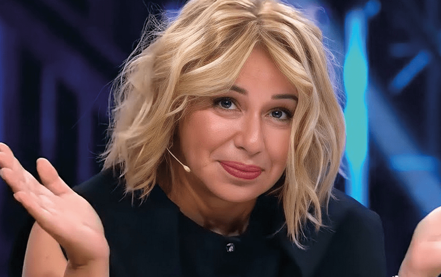 Фото: "Привет Андрей" Алена Апина