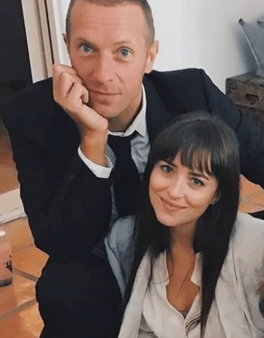 Фото: соцсети Дакота Джонсон и Крис Мартин