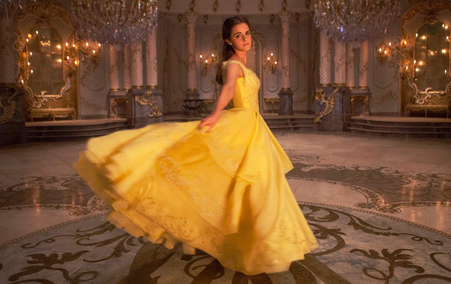 Фото: Walt Disney Pictures Эмма Уотсон интеллектуалка Белль