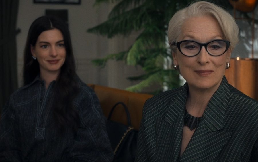 Фото: кадр из трейлера The Devil Wears Prada 2 Дьявол носит Prada 2 возвращение спустя 20 лет что известно о сиквеле без спойлеров