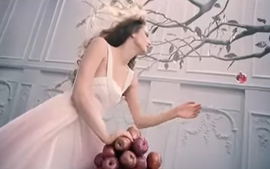 реклама Nina Ricci Руслана Коршунова