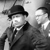 Муссолини ранен в нос