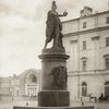 памятник Суворову в Петербурге